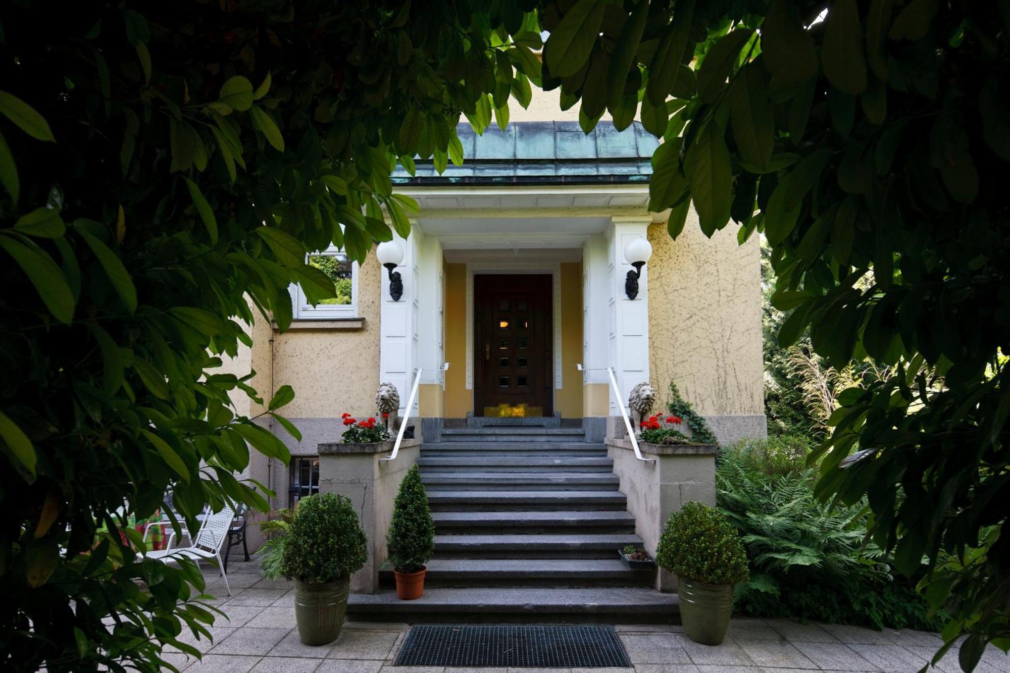 היילברון Hotel Park Villa מראה חיצוני תמונה